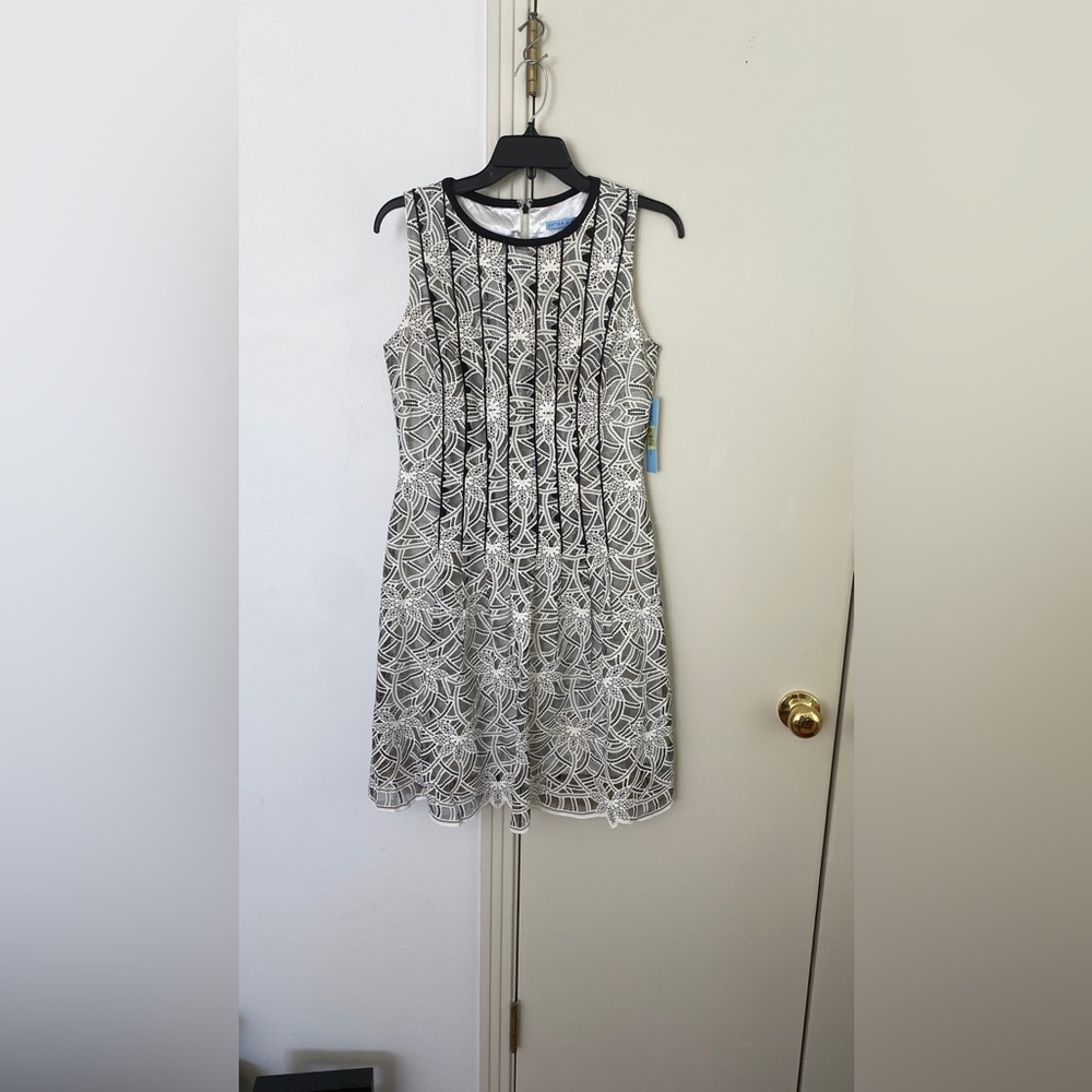 Antonio Melani dress size 6 shirt sleeves